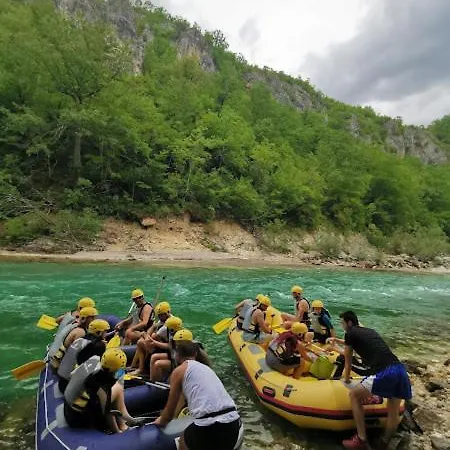 Hostel Rafting &